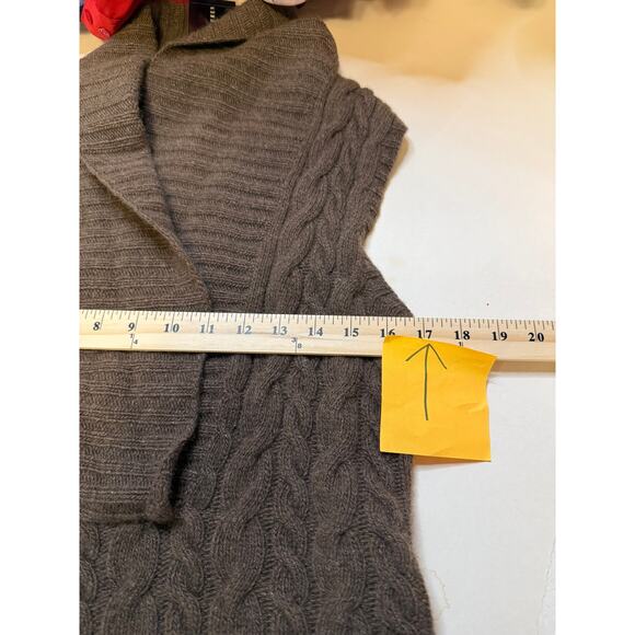 Ralph Lauren Wool Cashmere Sweater Vest NWT | Luxe Coastal Grandmillennial - Picture 3 of 7